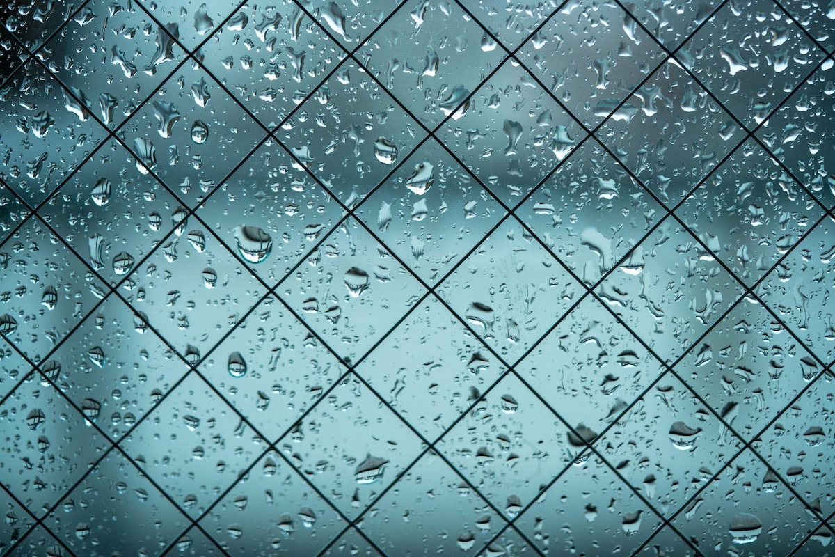 窓ガラスへの台風対策