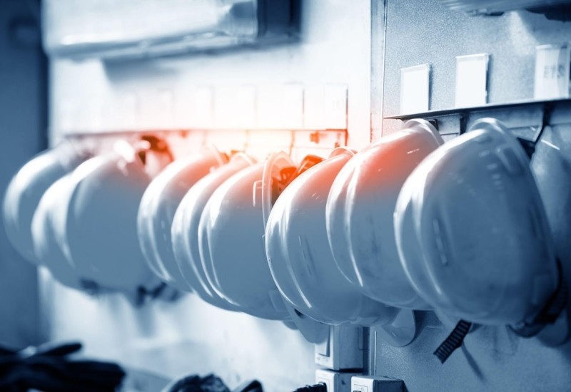 ヘルメットの収納