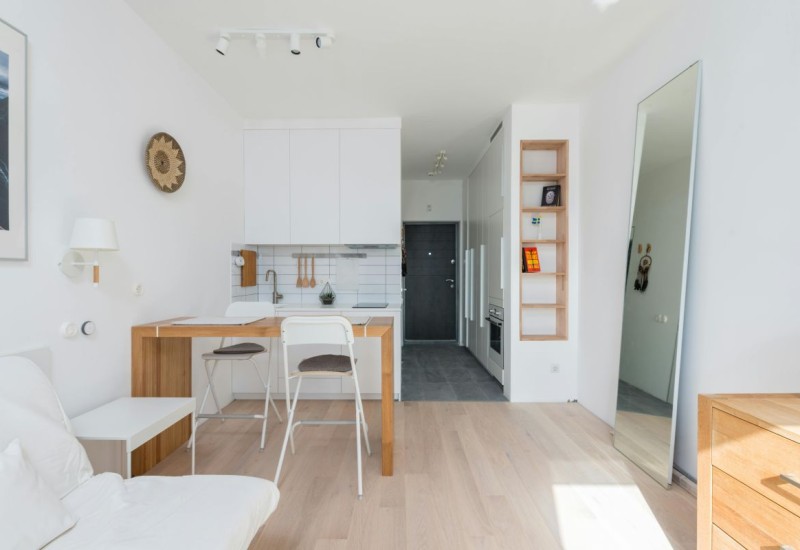 部屋 広く見せる